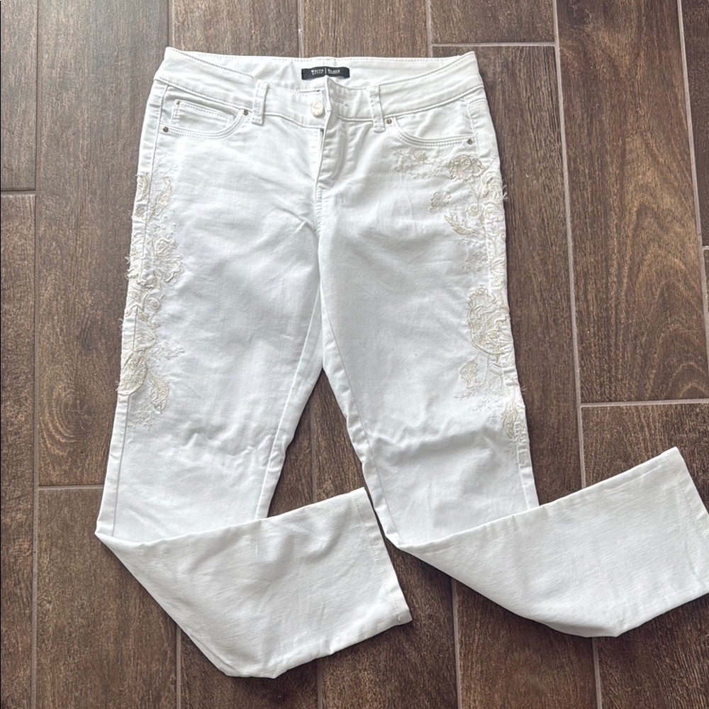 WHBM White Embroidered Women's Jeans